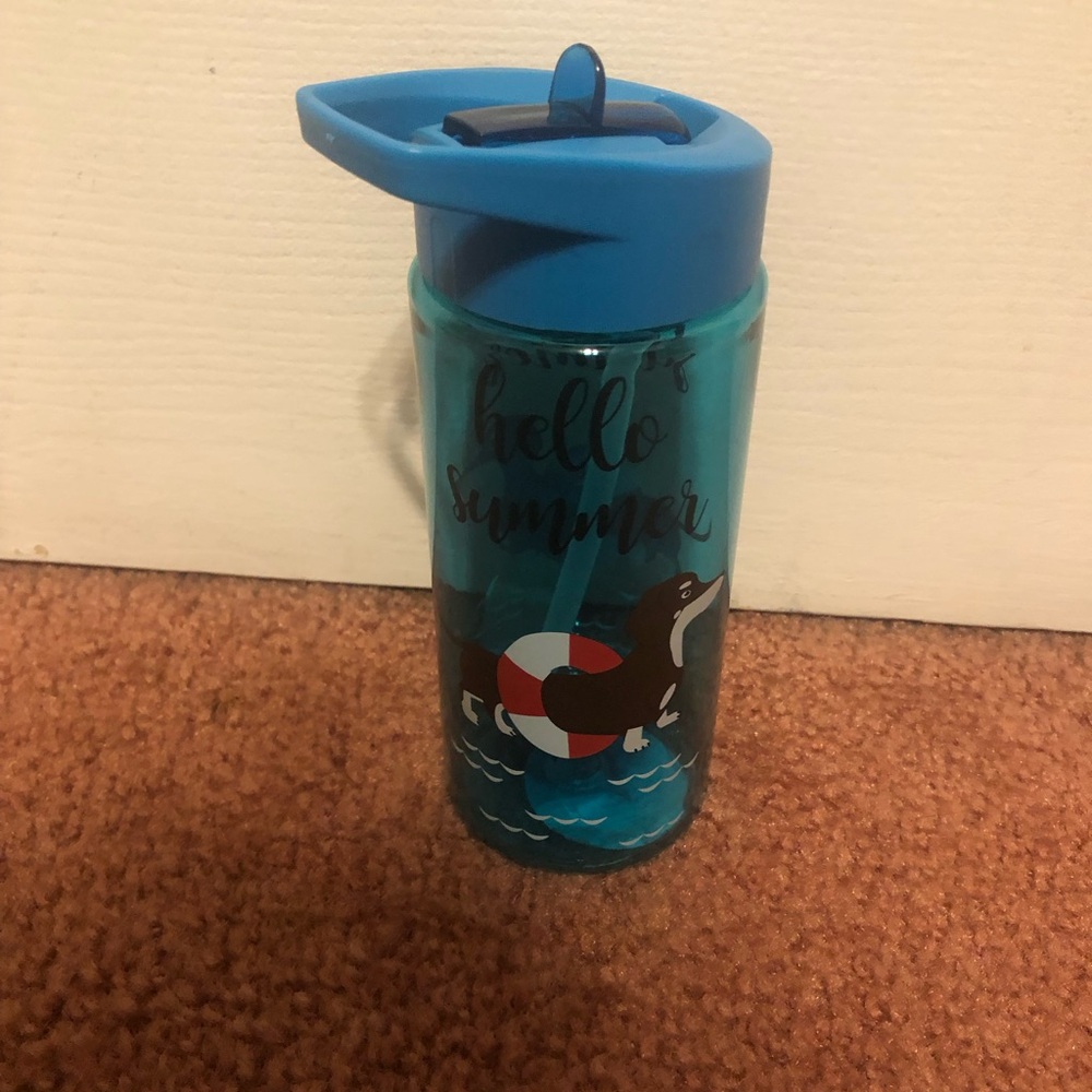 True Living, Hello Summer 16 Fl oz Water Bottle